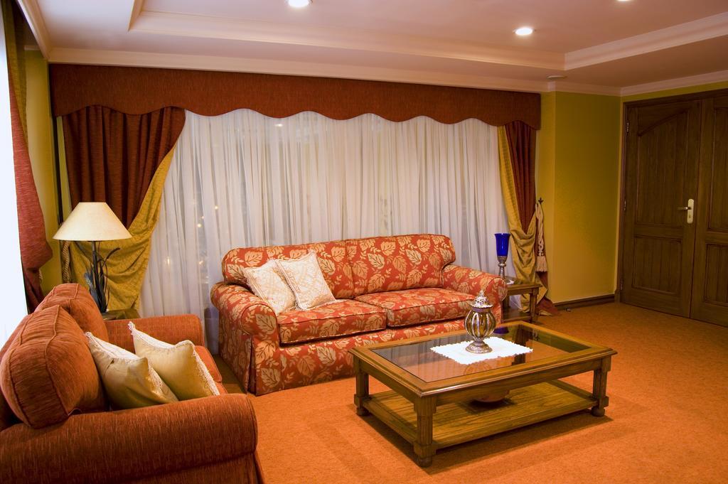 Hotel Las Margaritas อะซุนซิออง ภายนอก รูปภาพ