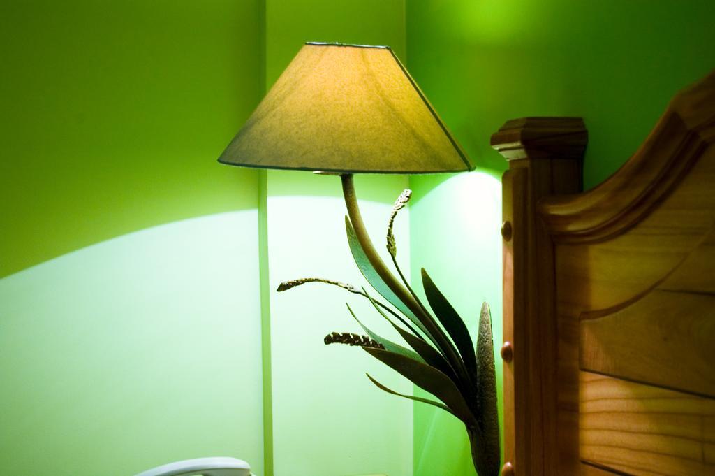 Hotel Las Margaritas อะซุนซิออง ภายนอก รูปภาพ