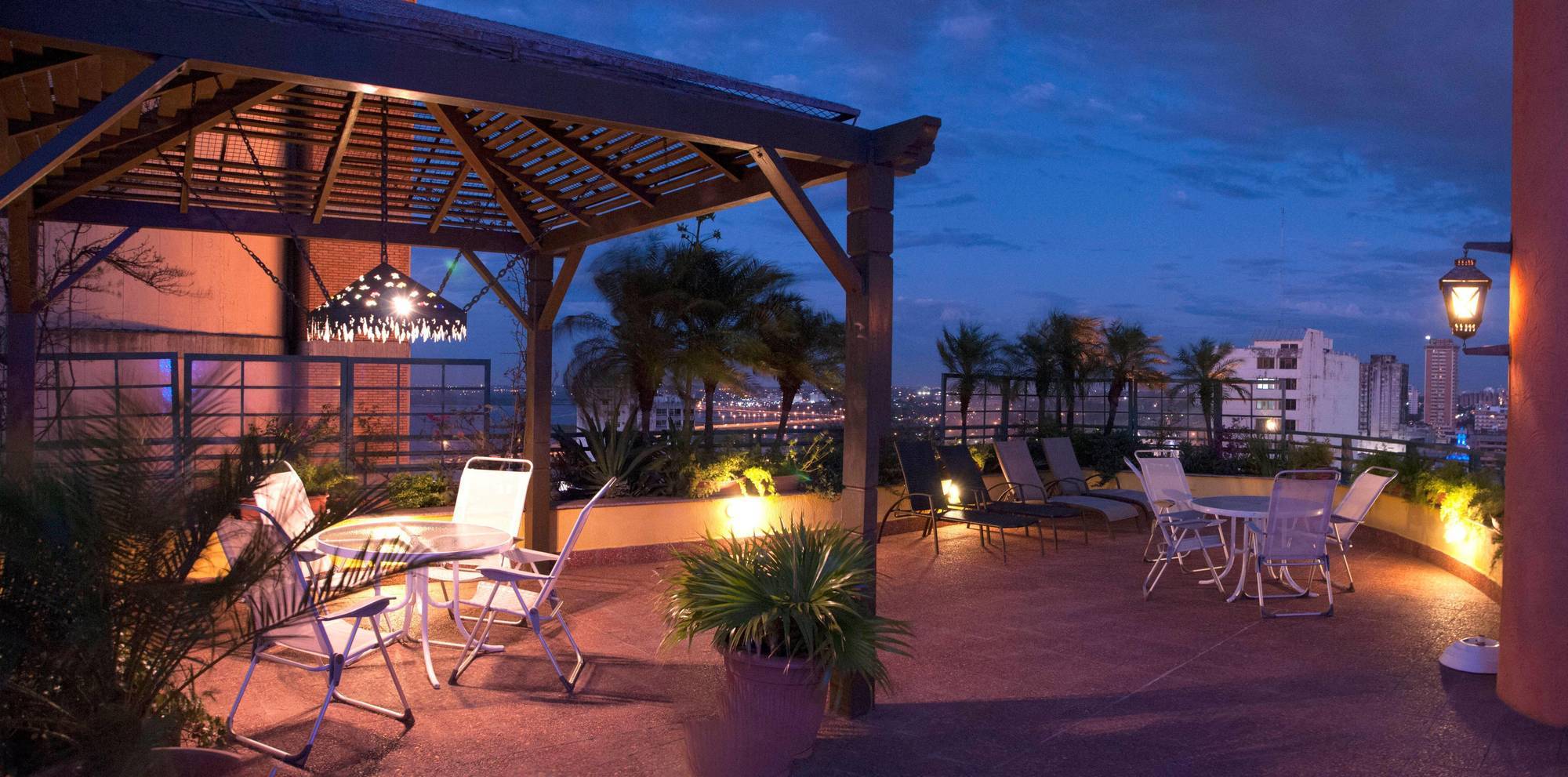 Hotel Las Margaritas อะซุนซิออง ภายนอก รูปภาพ